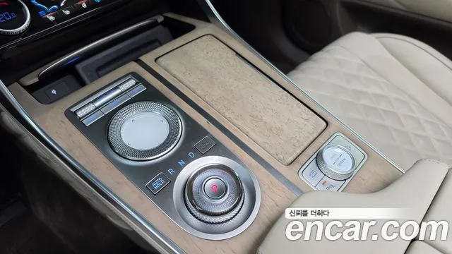 Genesis GV80 — Фото автомобиля 9