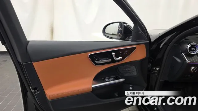 Mercedes-Benz C-Class — Фото автомобиля 24