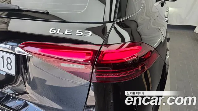 Mercedes-Benz GLE-Class — Фото автомобиля 20