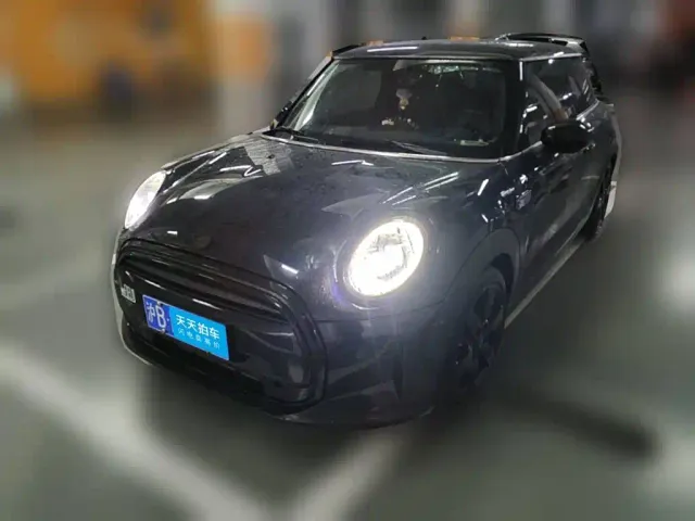 Фотография автомобиля — MINI Hatch
