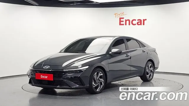 Фотография автомобиля — Hyundai Avante CN7