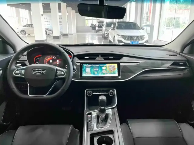 Geely Binrui — Фото автомобиля 9