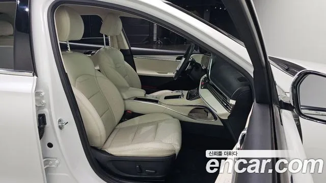 Hyundai Grandeur — Фото автомобиля 12