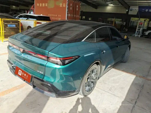 Arcfox Alpha S5 — Фото автомобиля 3