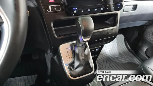 Hyundai Staria — Фото автомобиля 9