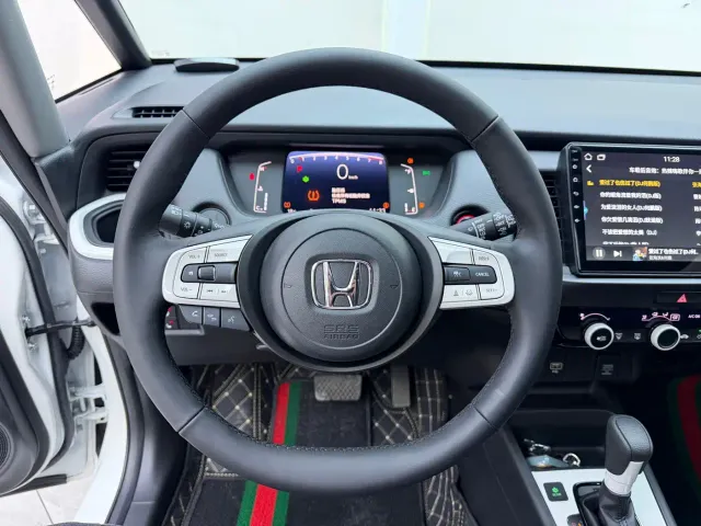 Honda Fit — Фото автомобиля 11