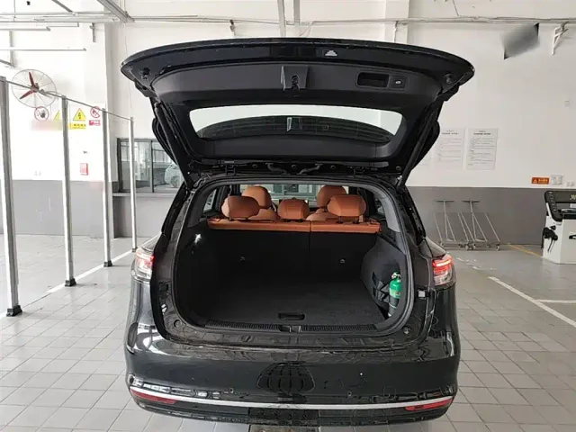 Shangjie SUV — Фото автомобиля 18