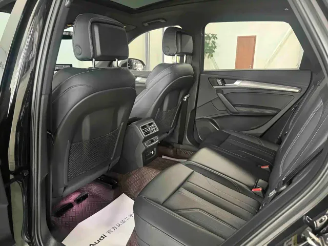 Audi Q5L — Фото автомобиля 8