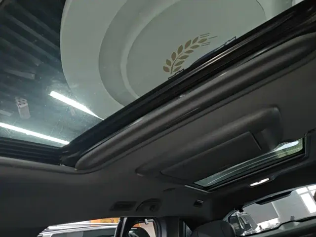 Toyota Granvia — Фото автомобиля 17