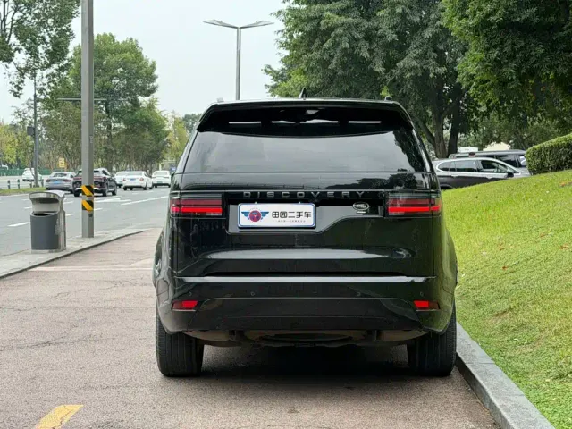 Land Rover Discovery — Фото автомобиля 5