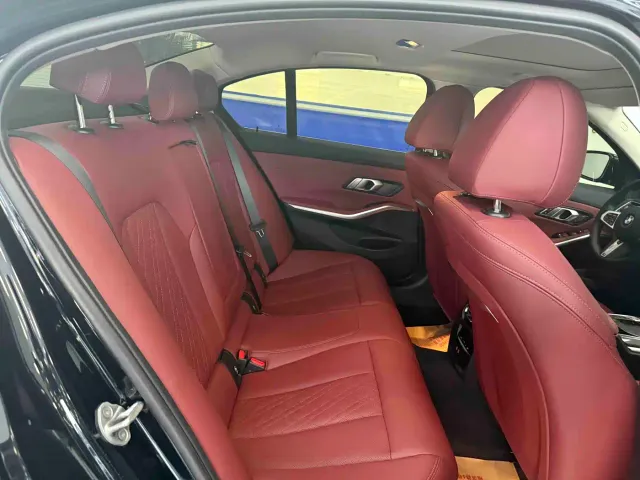 BMW 3 Series — Фото автомобиля 16