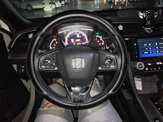 Honda Civic — Фото автомобиля 11
