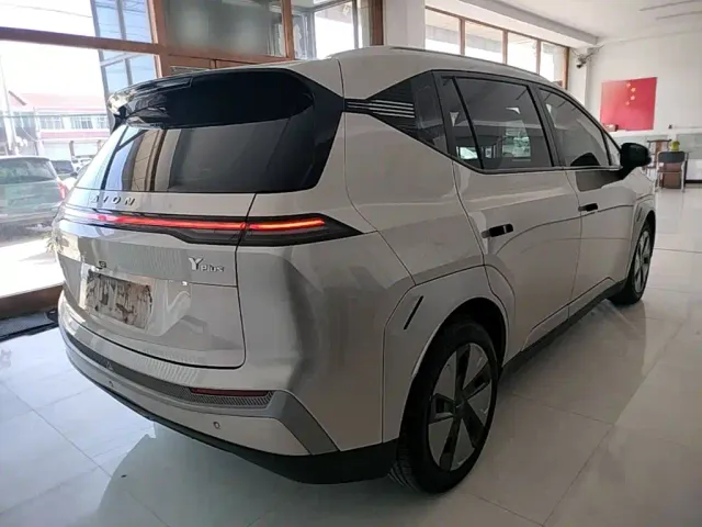 GAC Aion Y — Фото автомобиля 6