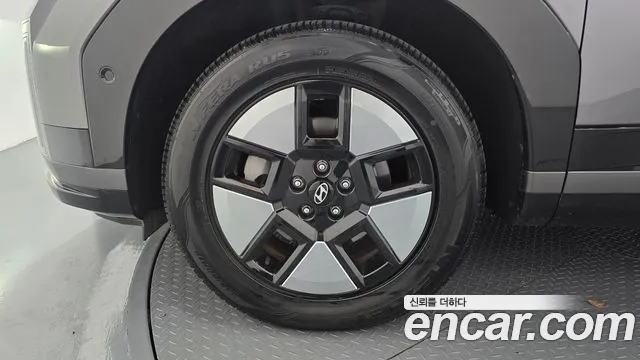 Hyundai Santa Fe MX5 — Фото автомобиля 5