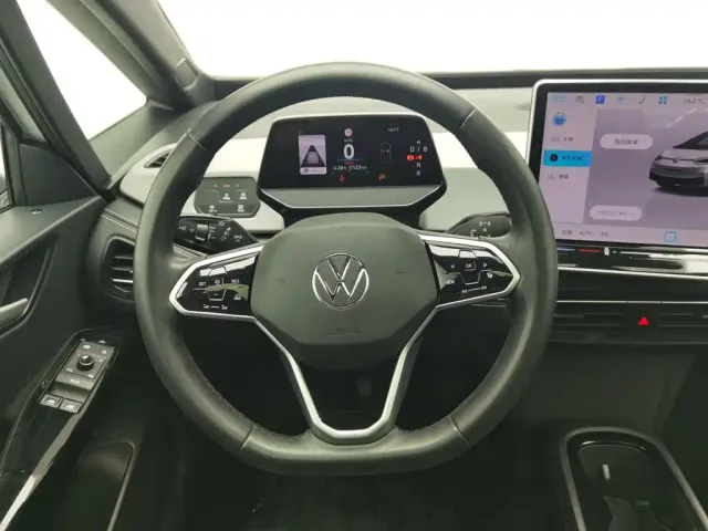 Volkswagen ID.3 — Фото автомобиля 11