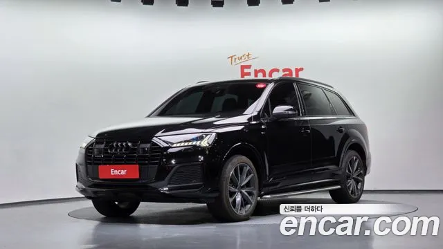 Фотография автомобиля — Audi Q7 4M