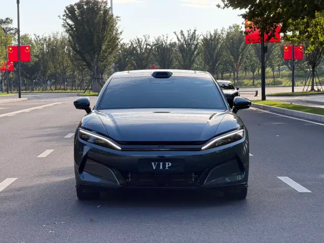 BYD Han L — Фото автомобиля 2