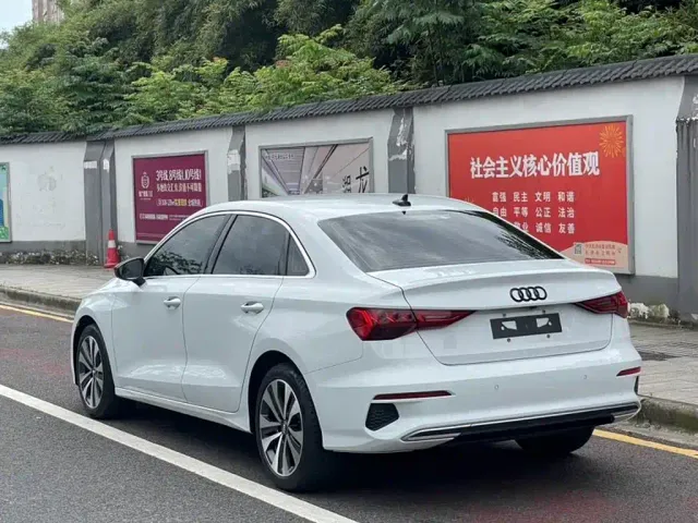 Audi A3 — Фото автомобиля 5