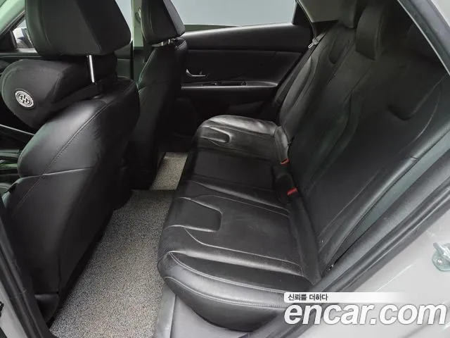 Hyundai Avante CN7 — Фото автомобиля 19