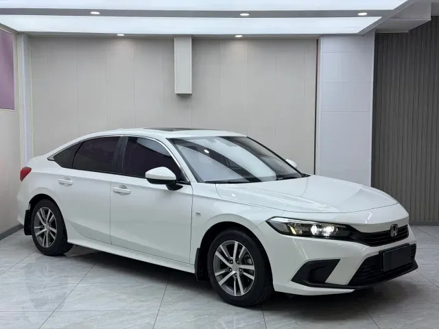 Honda Civic — Фото автомобиля 3