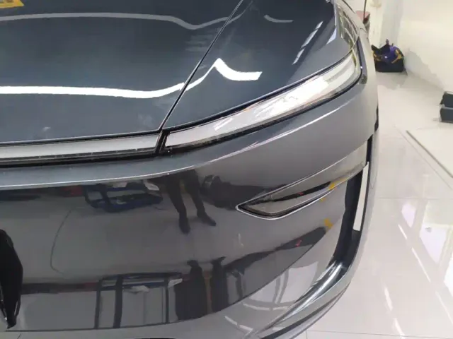 Tesla Model Y — Фото автомобиля 17