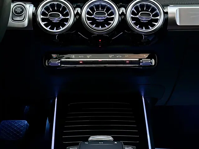 Mercedes-Benz GLB-Class — Фото автомобиля 17