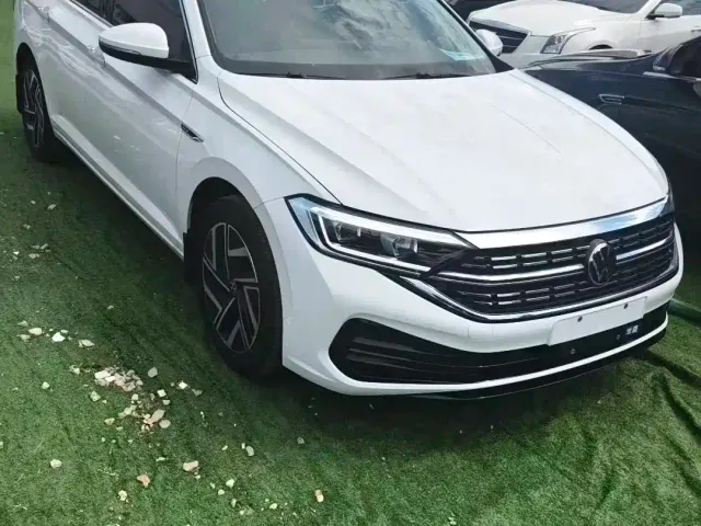 Volkswagen Sagitar — Фото автомобиля 3