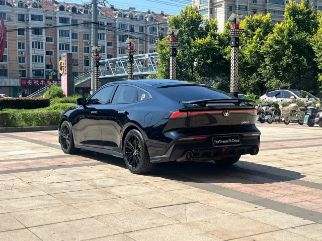 Changan UNI-V — Фото автомобиля 7