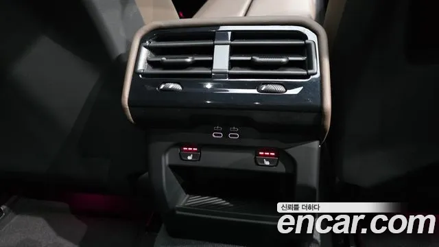 BMW 5 Series G60 — Фото автомобиля 19
