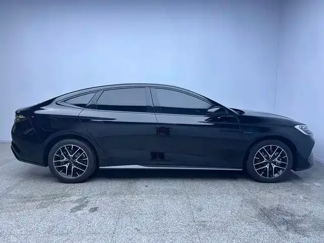 BYD Seal 07 DM-i — Фото автомобиля 3