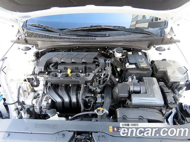 Hyundai Avante — Фото автомобиля 19
