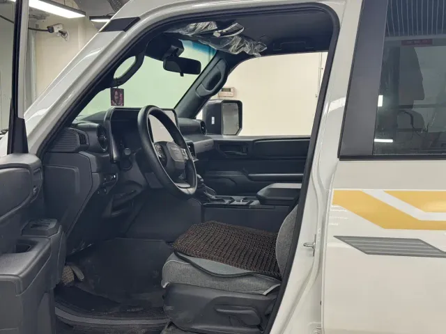 Toyota Prado — Фото автомобиля 2