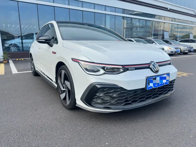Volkswagen Golf GTI — Фото автомобиля 3