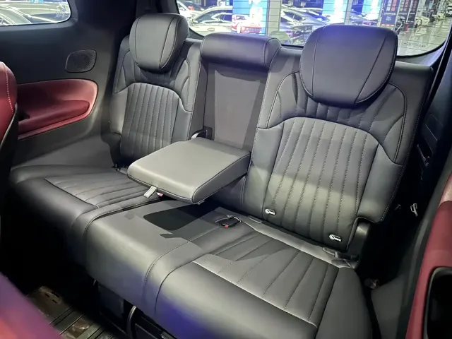 GAC Trumpchi M8 — Фото автомобиля 15