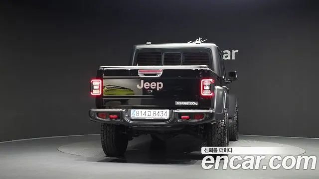 Jeep Gladiator JT — Фото автомобиля 3