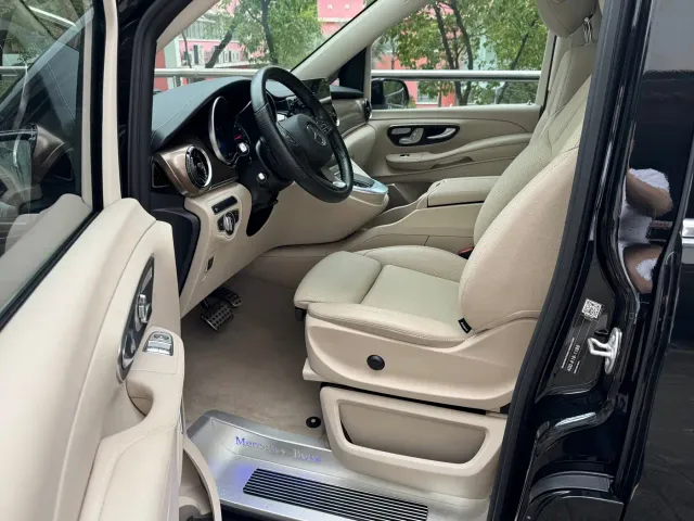 Mercedes-Benz V-Class — Фото автомобиля 5