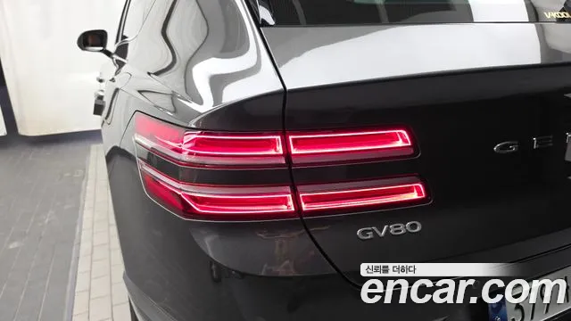 Genesis GV80 2.5T Бензин AWD — Фото автомобиля 18