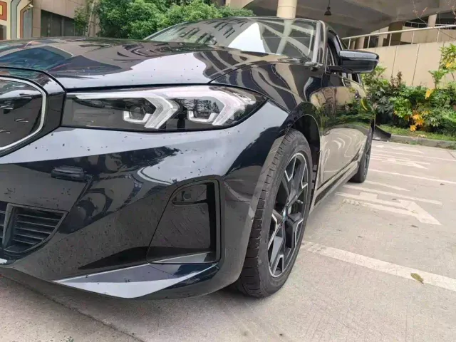 BMW i3 — Фото автомобиля 4
