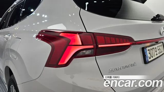 Hyundai Santafe — Фото автомобиля 20