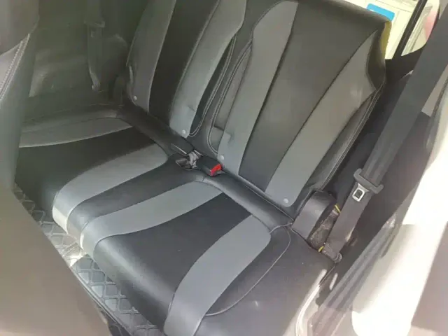 Roewe Clever — Фото автомобиля 12