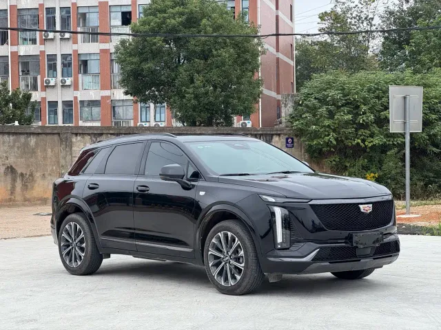 Cadillac XT5 — Фото автомобиля 3