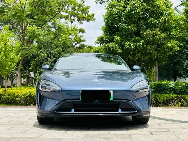 Xiaomi SU7 — Фото автомобиля 2