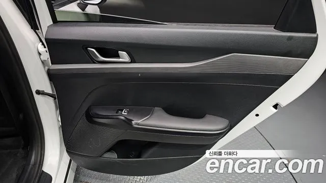 Kia K5 K5 3 поколение 2.0 LPI(Для проката) — Фото автомобиля 25