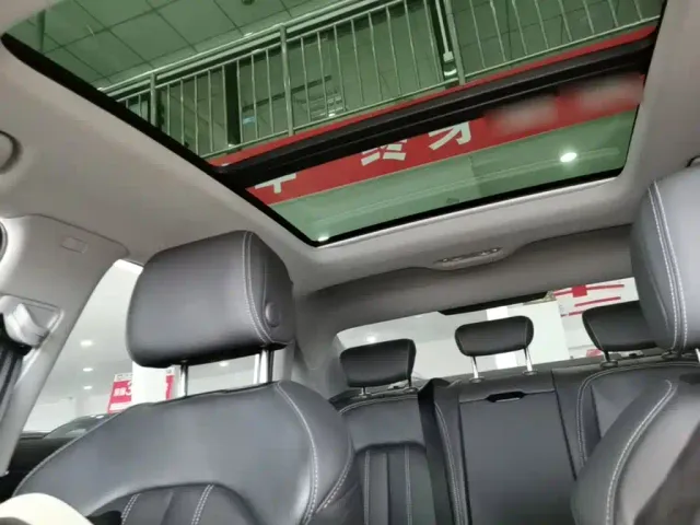 Audi A4L — Фото автомобиля 17