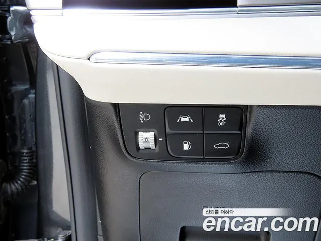 Hyundai Grandeur — Фото автомобиля 12