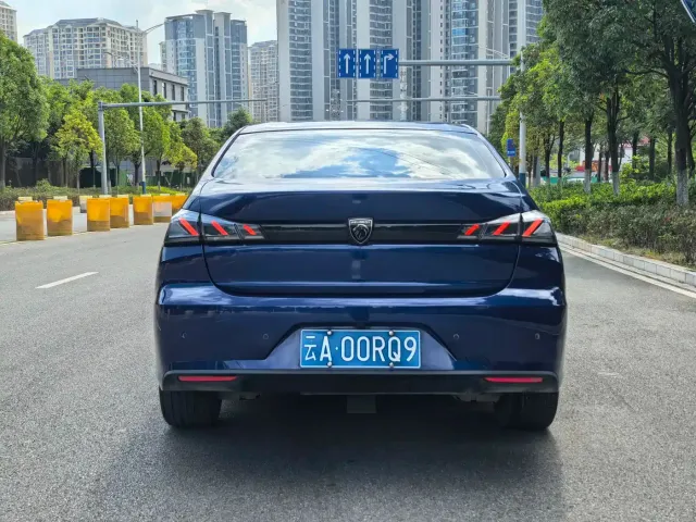 Peugeot 408 — Фото автомобиля 6