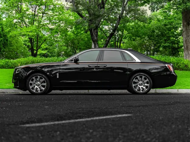 Rolls-Royce Ghost — Фото автомобиля 18