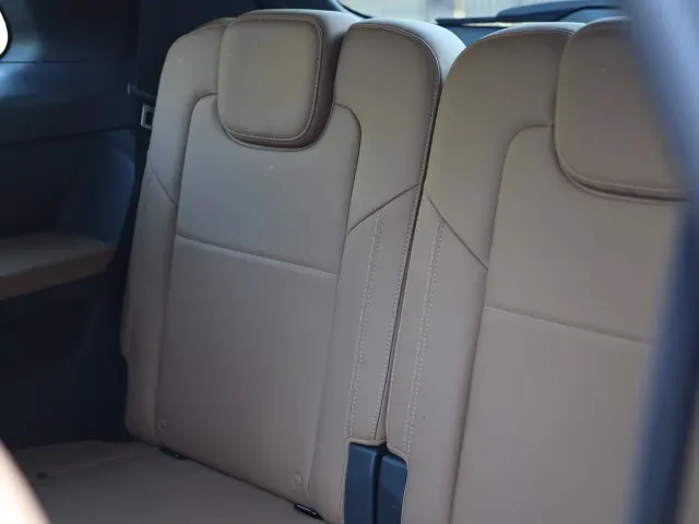 Li Auto ONE — Фото автомобиля 24
