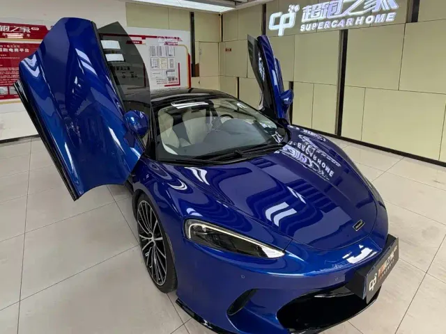 McLaren GT — Фото автомобиля 6
