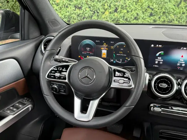 Mercedes-Benz GLB-Class — Фото автомобиля 5